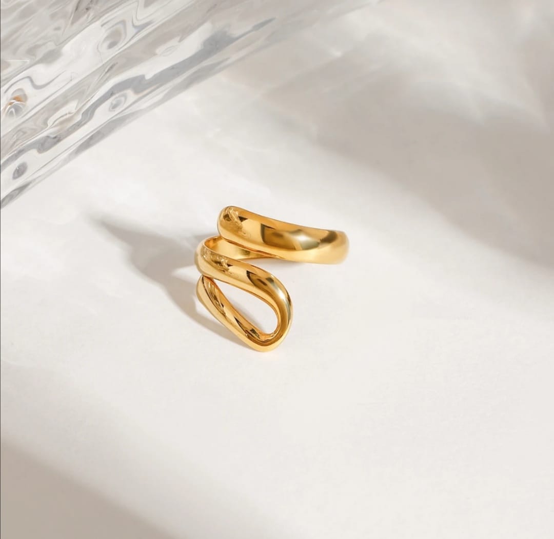 OPEN MODERN GEOMETRIC LINER WITH IRREGULAR OVAL CUT RING