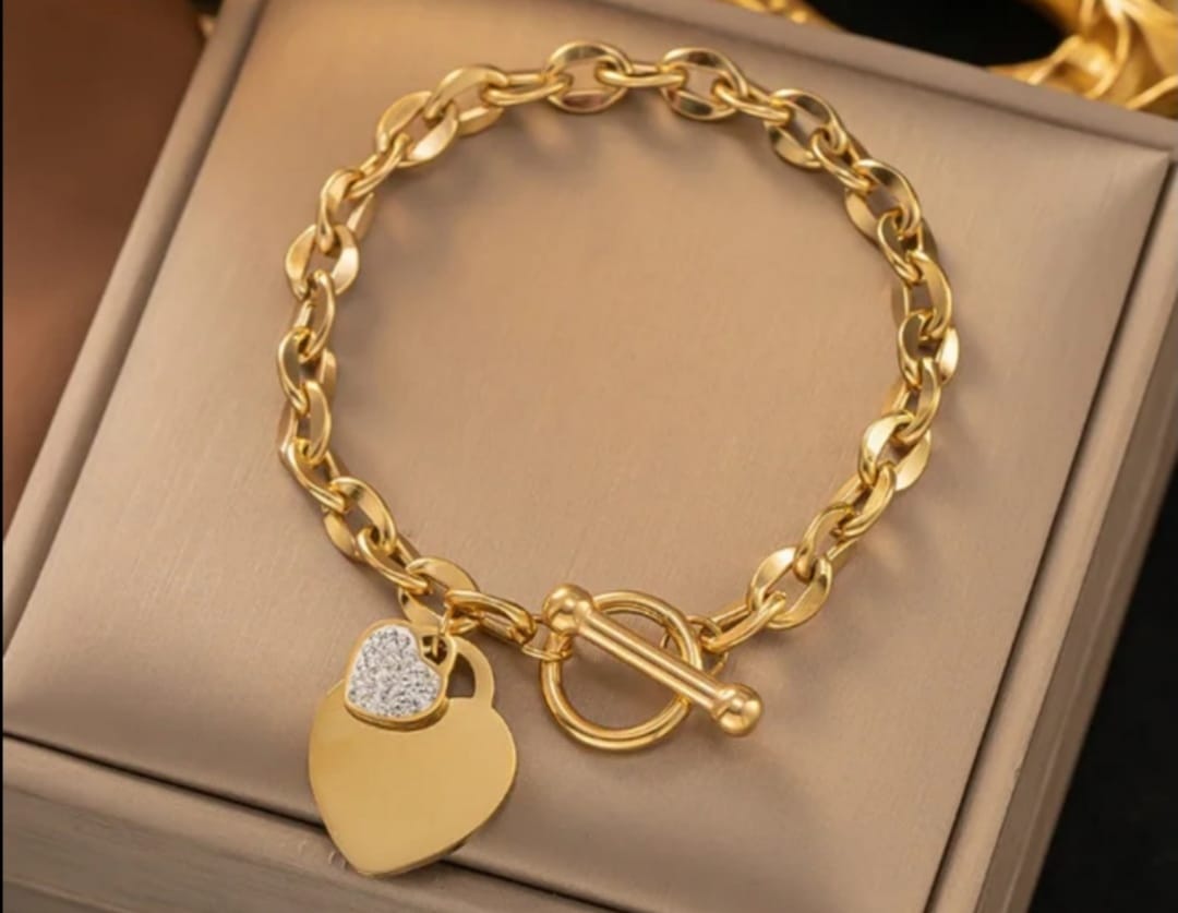 18K GOLD PLATED CHARM CHAIN STAINLESS STEEL BRACELET