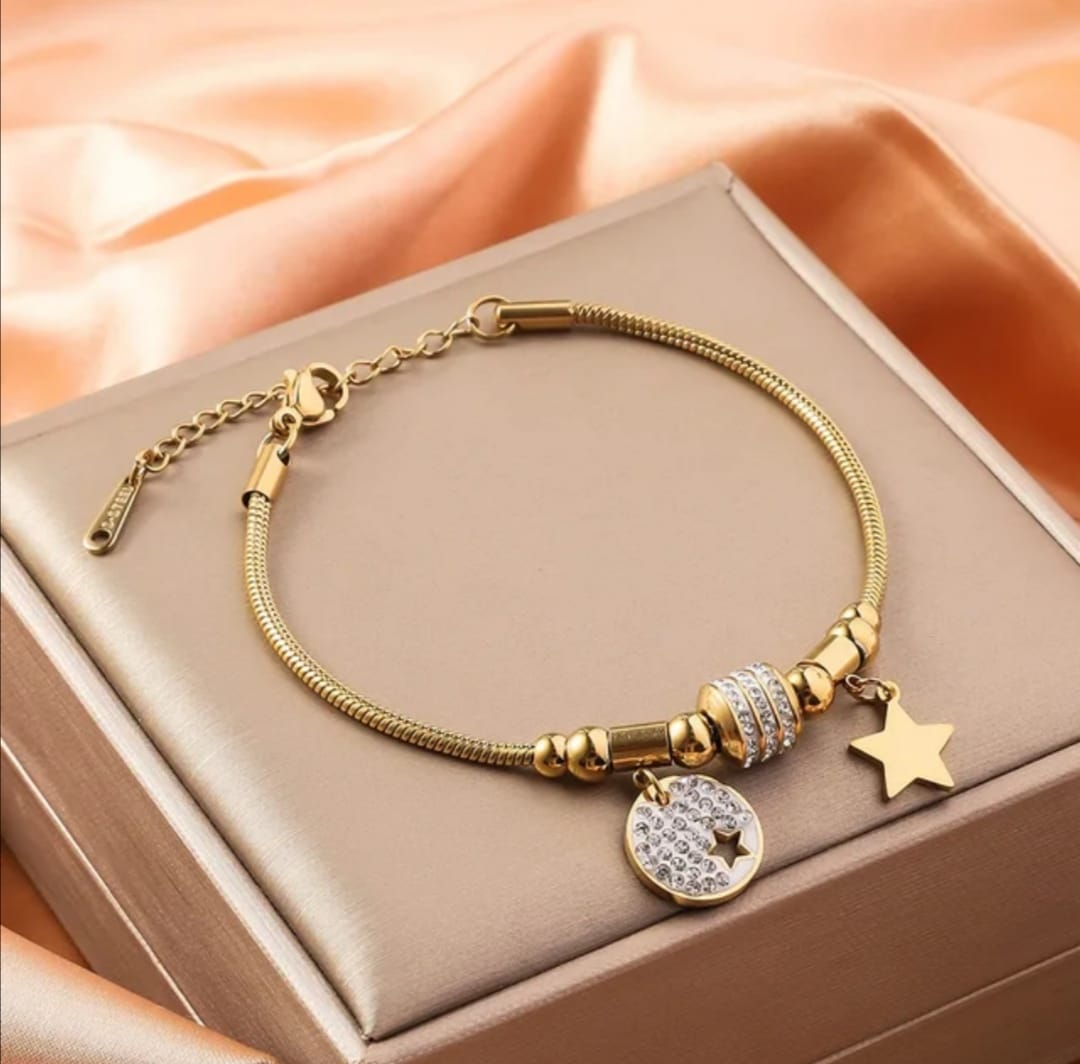 18K GOLD PLATED CHARM CHAIN STAINLESS STEEL BRACELET