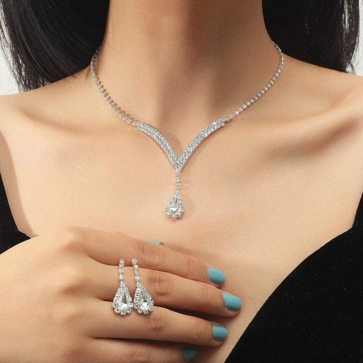 American Drop Pendant Necklace Earning Set