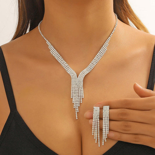 Claw Chain Rhinestone Necklace - Earnings Set