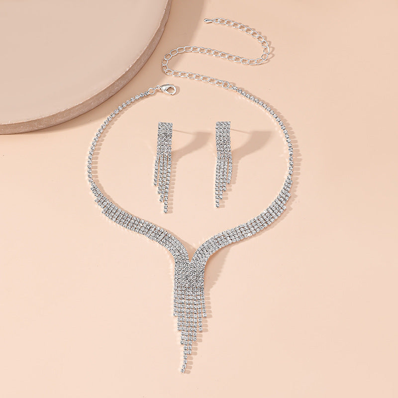Claw Chain Rhinestone Necklace - Earnings Set