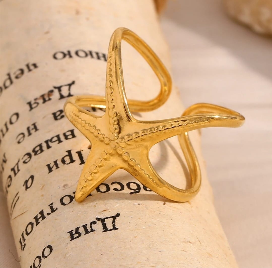 STARFISH ENGRAVED RING