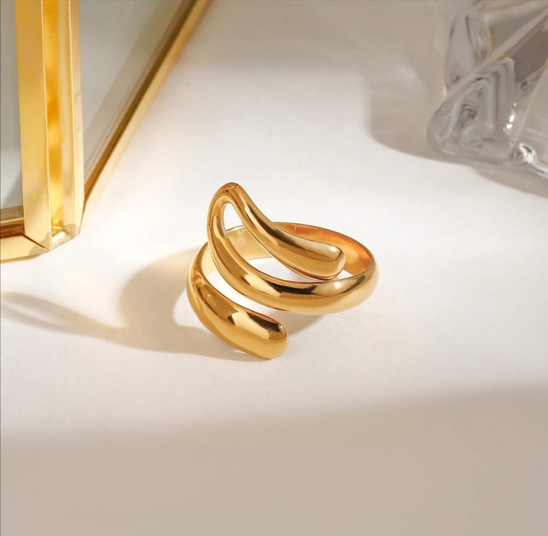 OPEN MODERN GEOMETRIC LINER WITH IRREGULAR OVAL CUT RING