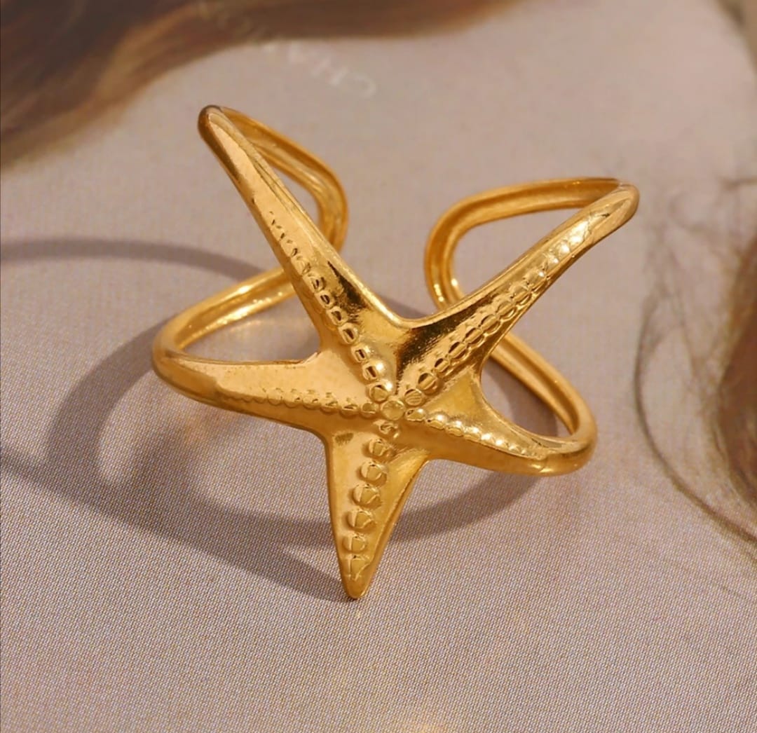 STARFISH ENGRAVED RING
